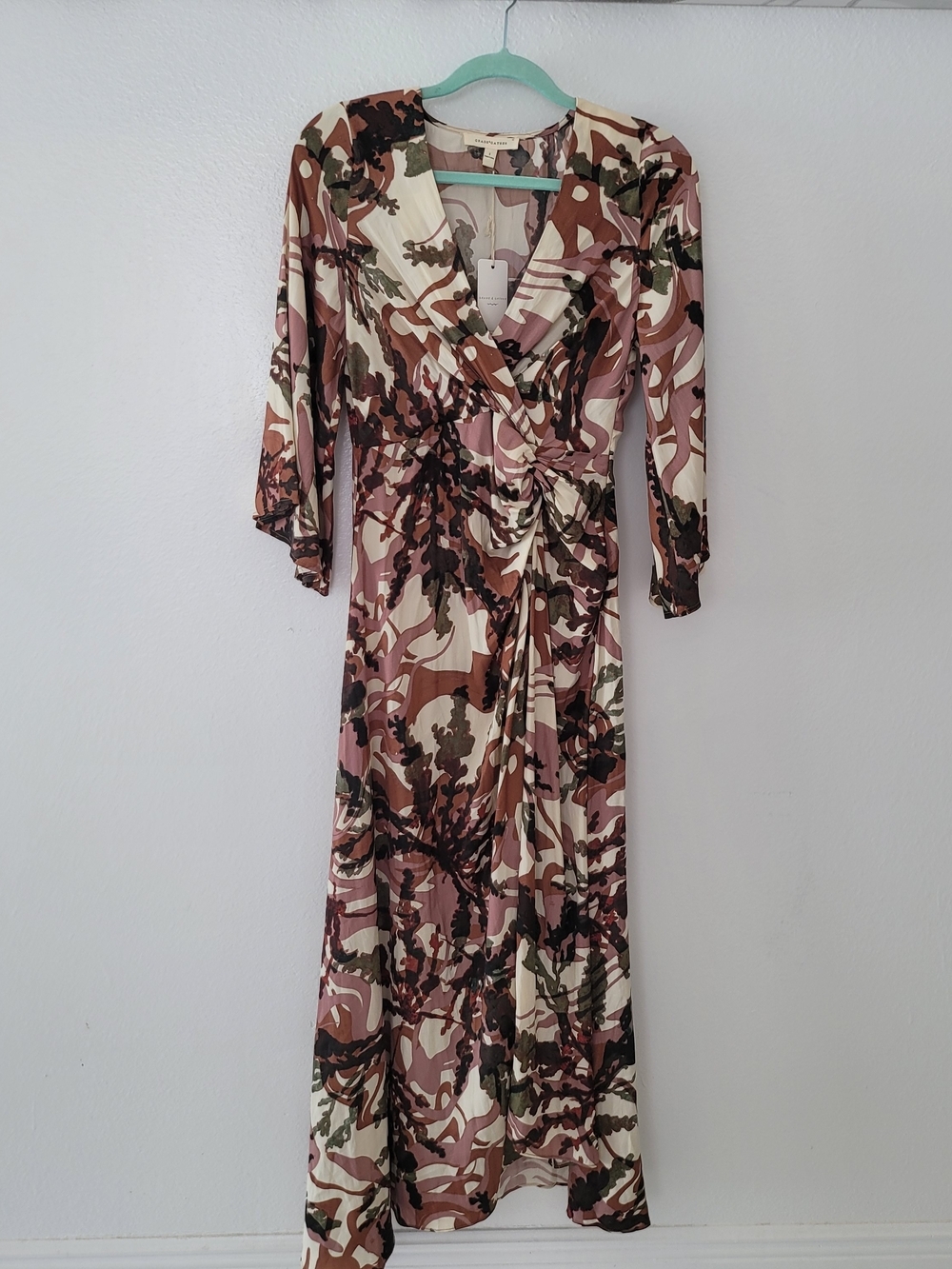 Grade & Gather Twist-Front Floral Maxi Dress in Blush and Olive Size S - Picture 4 of 16